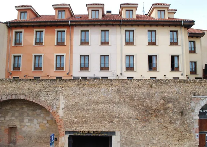 Altar Cano Badillo By Gaiarooms Apartman León
