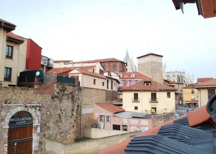 Altar Cano Badillo By Gaiarooms 아파트 레온